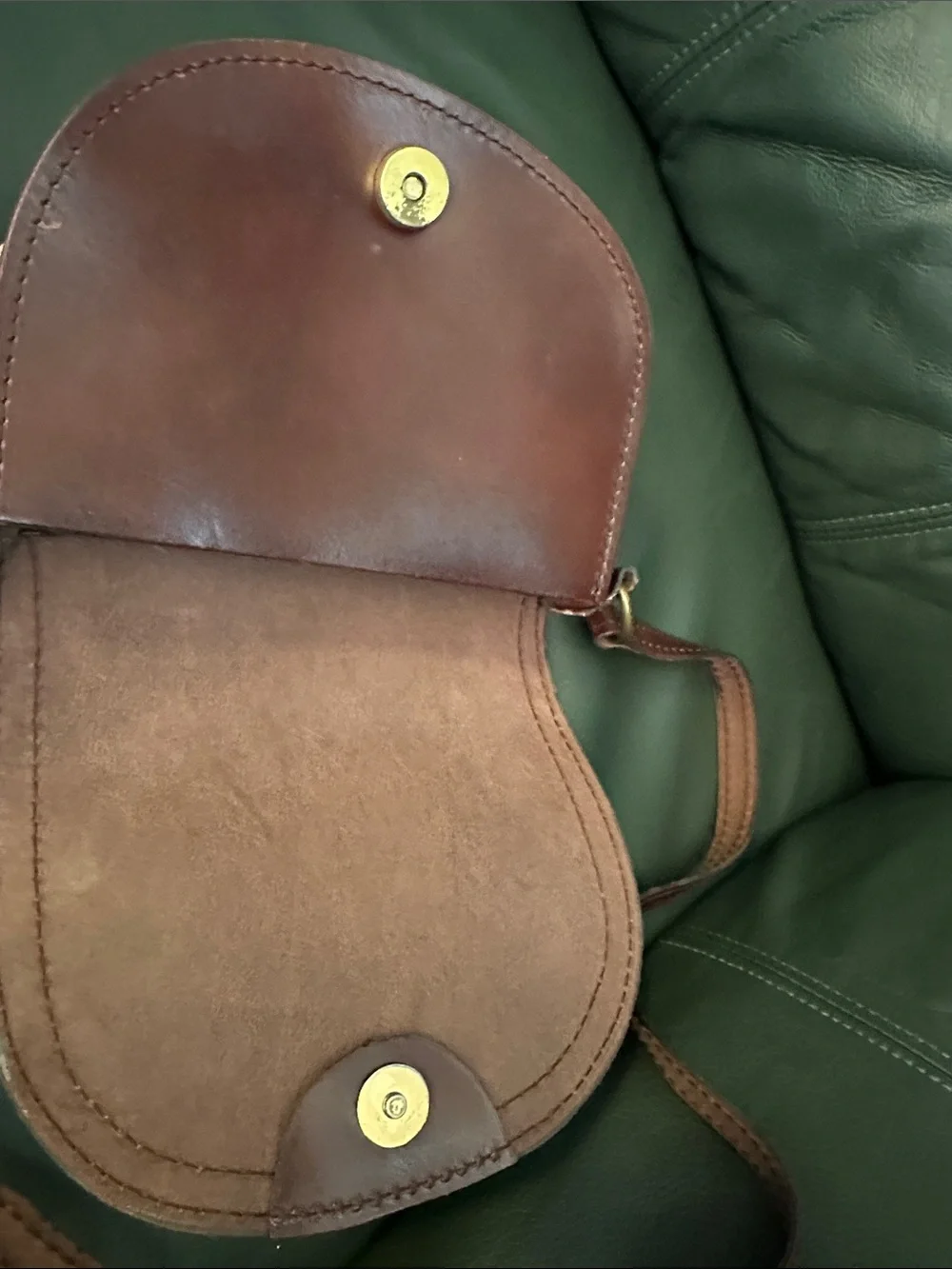 Classic Saddle Crossbody Bag in Burgundy